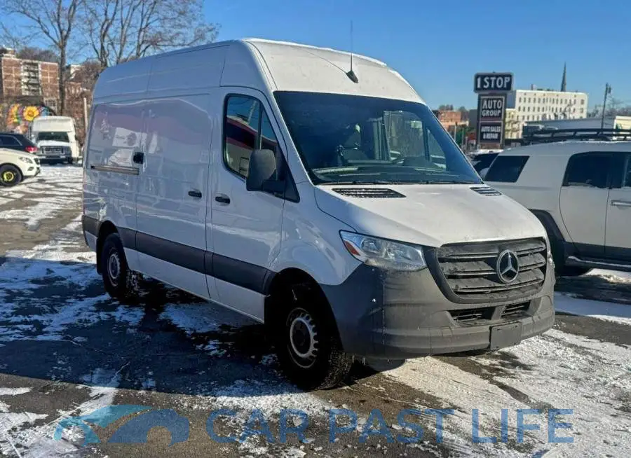 W1Y4EBHY1LT043432# 12