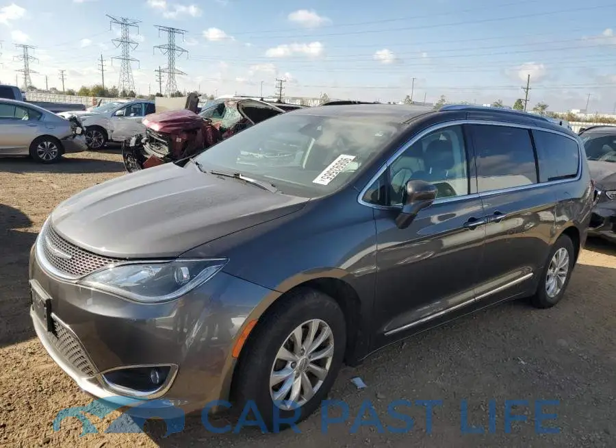 2C4RC1BG3JR104603# 1