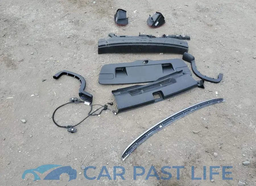 3VW4T7AJ5GM284920# 12