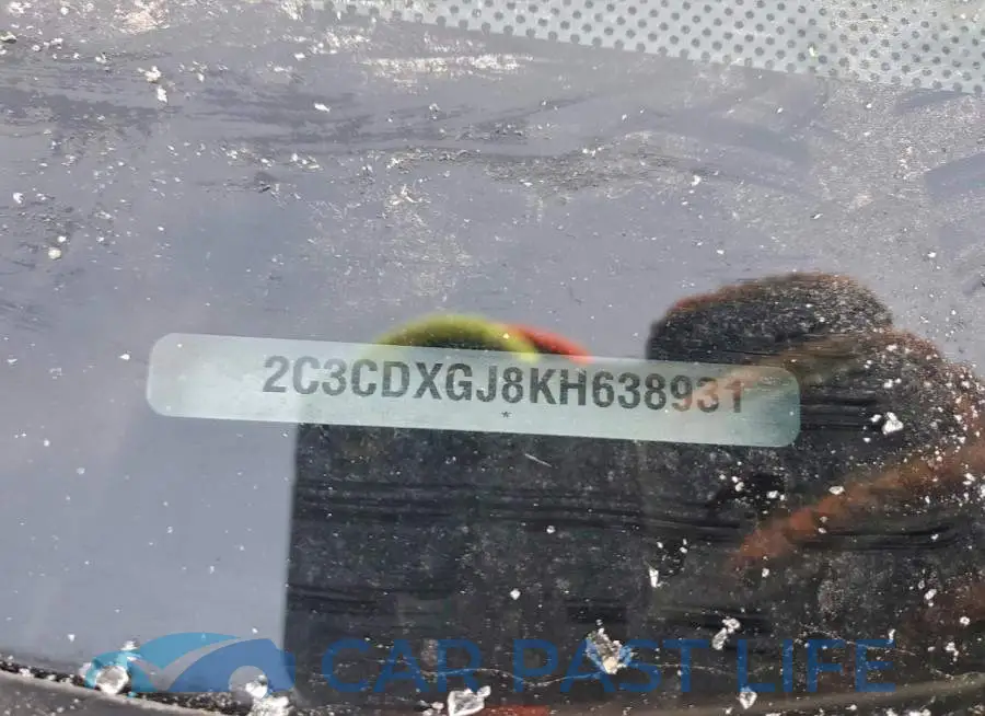 2C3CDXGJ8KH638931# 12