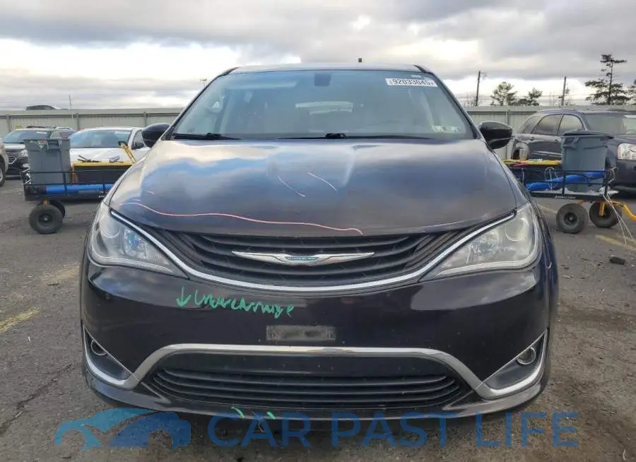 2C4RC1H78JR158289# 5