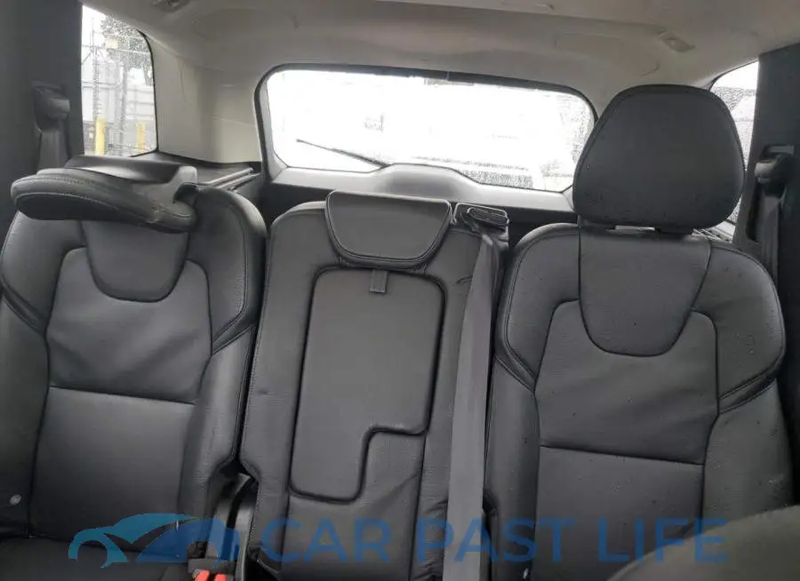 YV4102XK8G1065851# 10