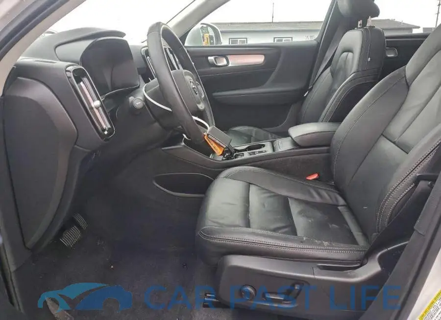 YV4162UK2N2643775# 7