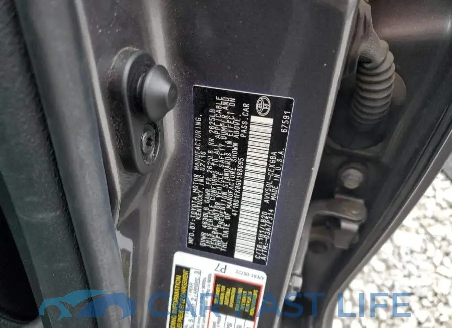4T1BD1FK8GU188695# 12