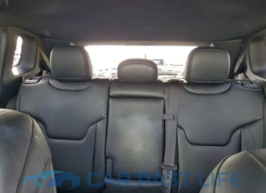 3C4NJDCN1ST514026# 10