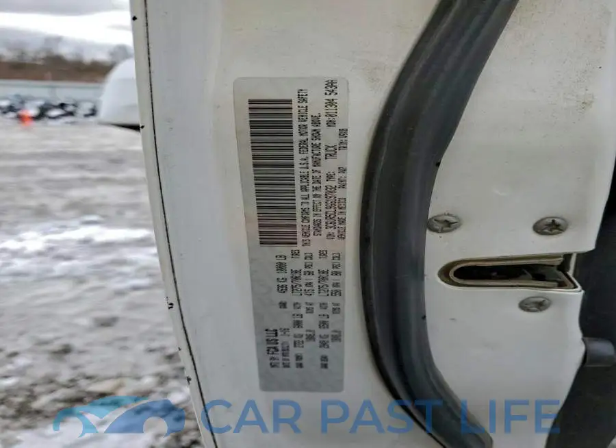3C6UR5CL9GG197032# 12