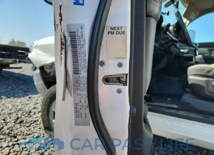 3C6UR5DL1KG632116# 12
