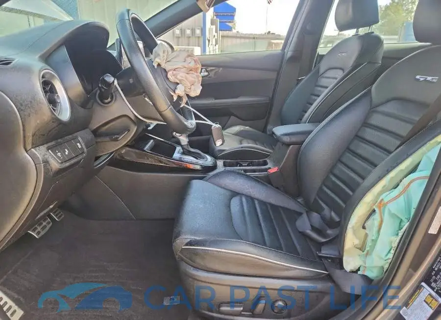 3KPF54AD1RE733845# 7