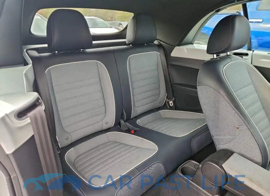 3VW517AT1GM812495# 10
