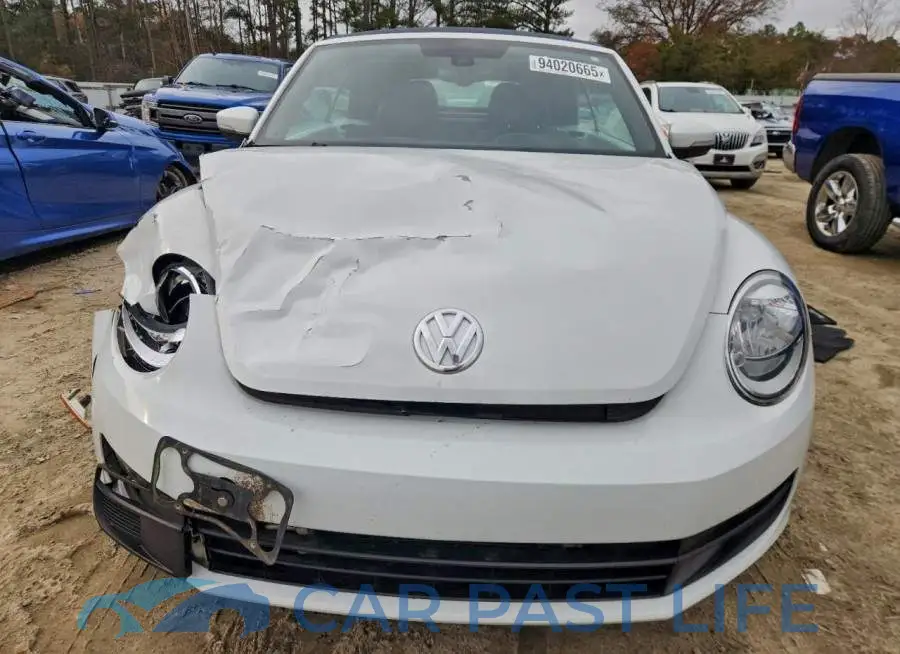 3VW517AT1GM812495# 5