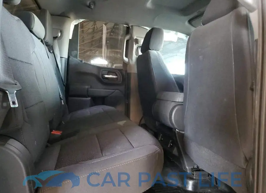 1GTRHAEK6PZ241342# 10