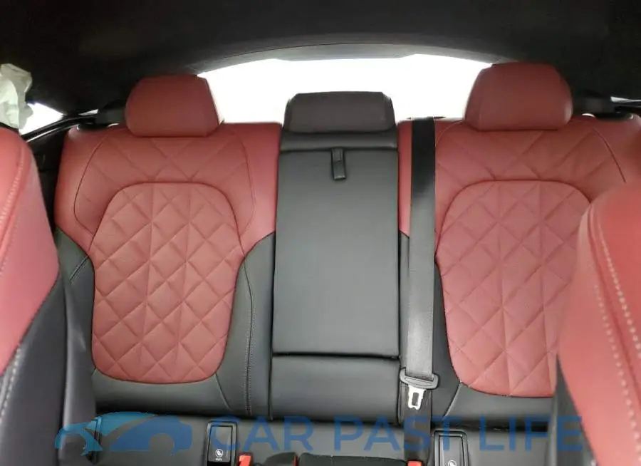 5UX33EX08R9V57494# 10