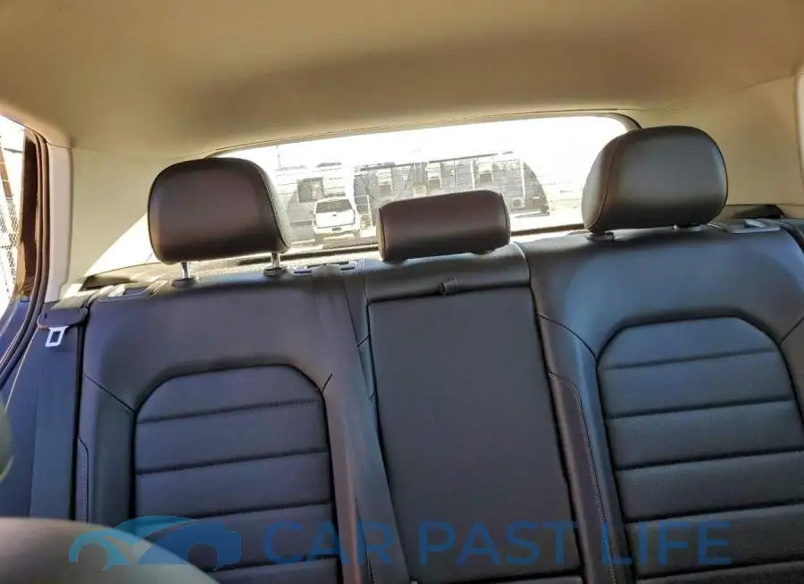 3VW217AU7GM001344# 10
