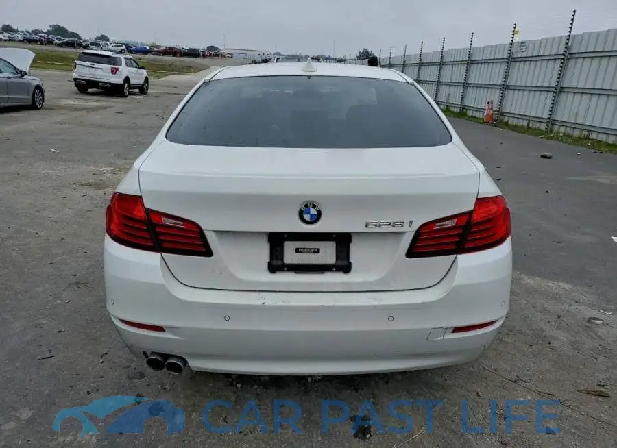 WBA5A5C53GG349983# 6
