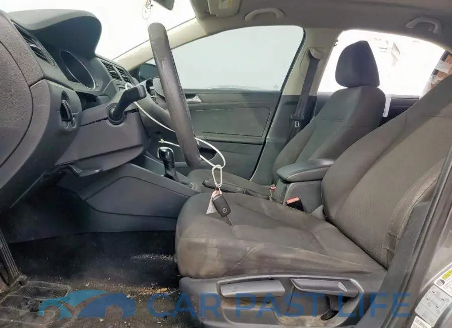 3VW267AJXGM233332# 7