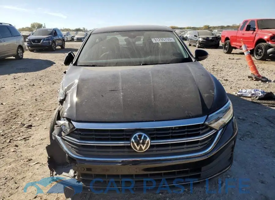 3VWCM7BU7NM022153# 5