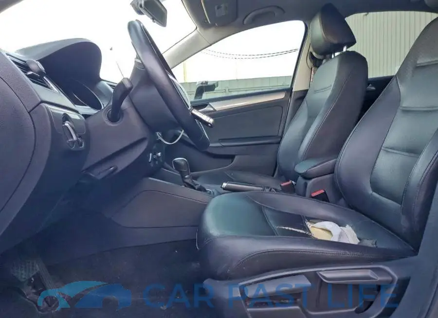 3VWD67AJ2GM211950# 7