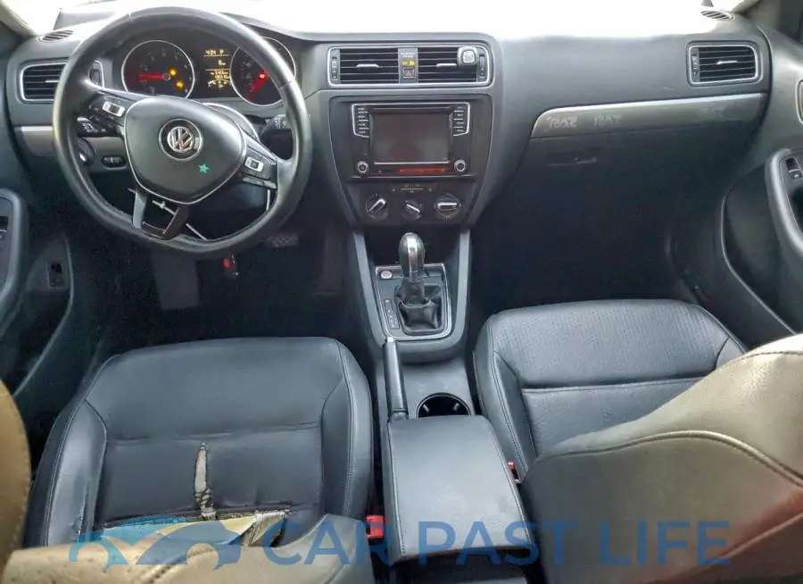 3VWD67AJ2GM211950# 8