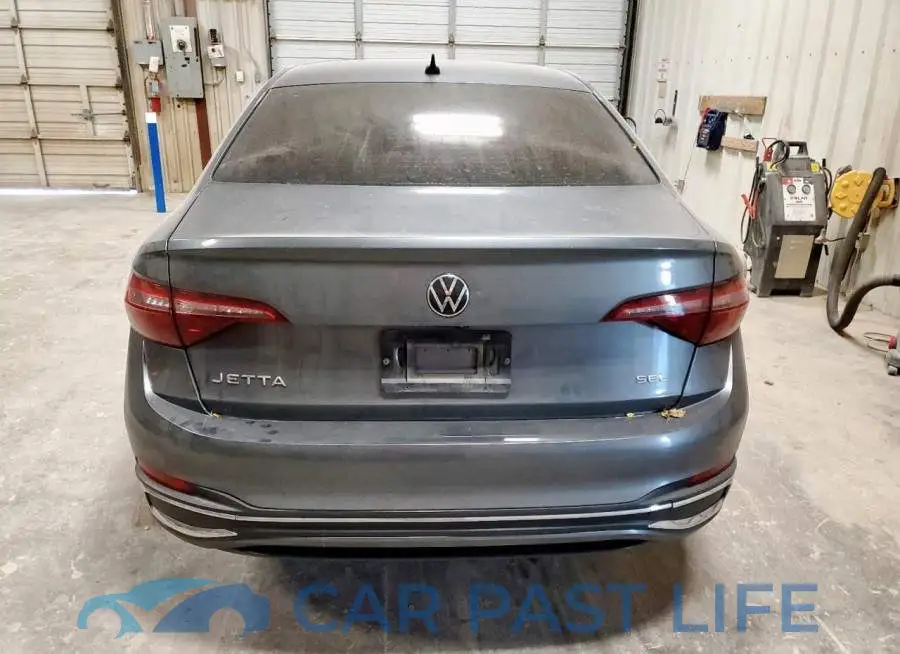 3VWGM7BU3NM024984# 6
