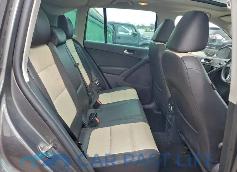 WVGAV7AX1GW549588# 11