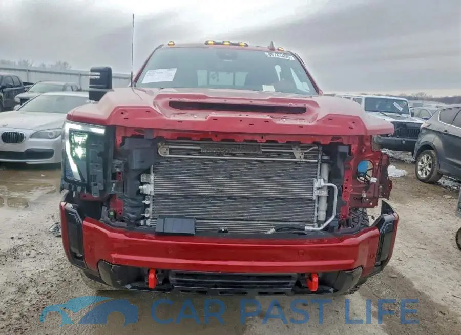 1GT4UPEY3SF193029# 5