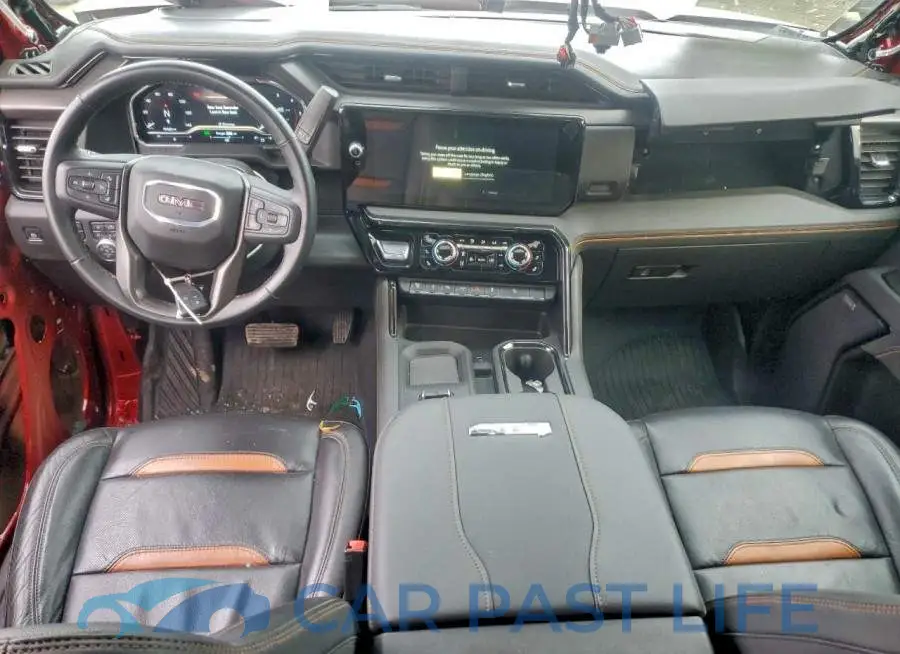 1GT4UPEY3SF193029# 8