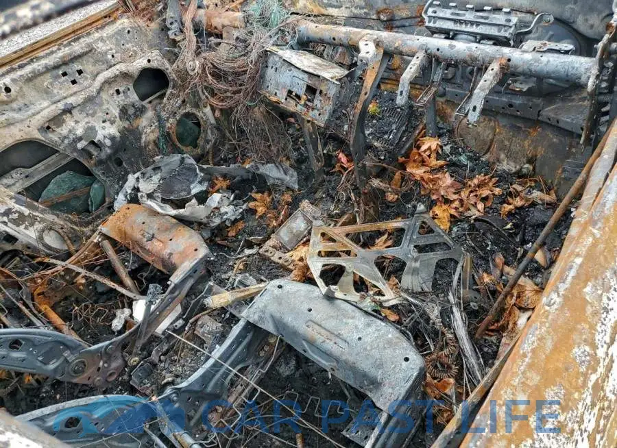 KNMAT2MT3GP632830# 8
