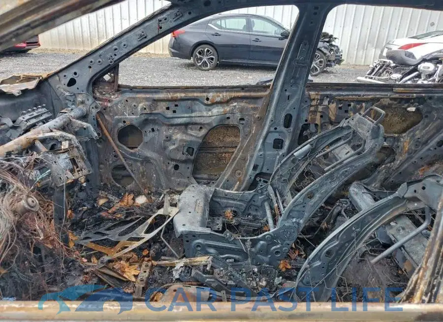 KNMAT2MT3GP632830# 7