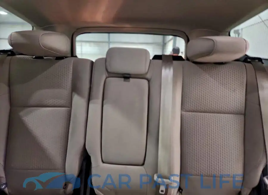 1FMCU9GD7HUE08025# 10