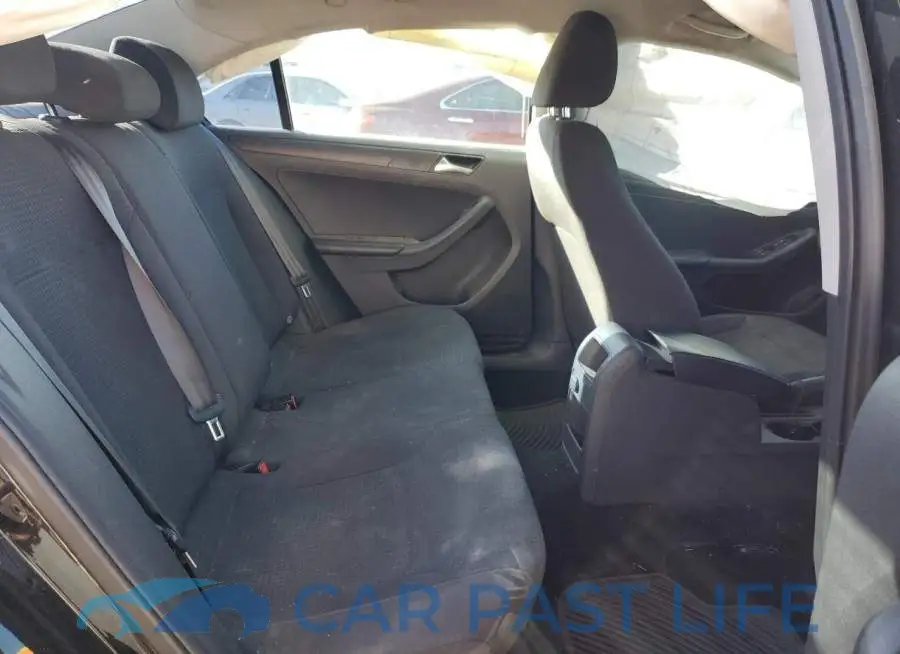 3VW267AJ2GM398131# 10