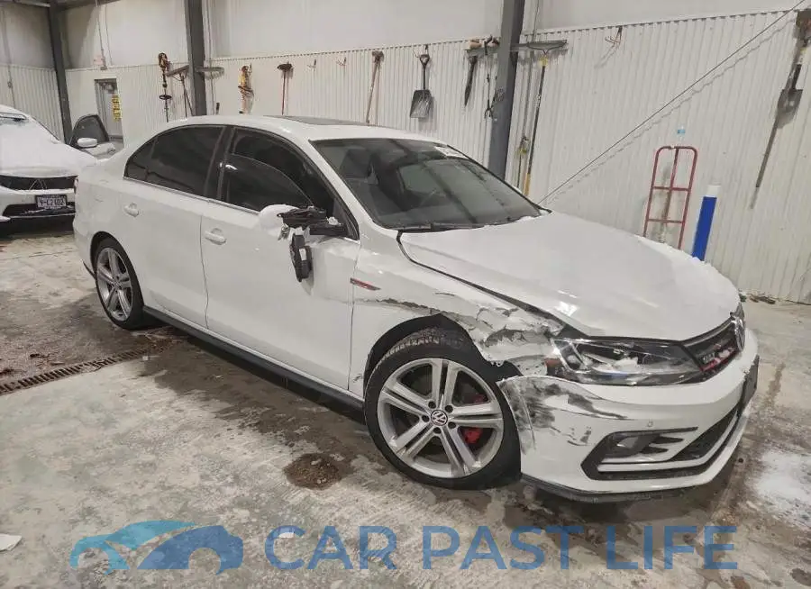 3VW5S7AJ8GM389149# 4