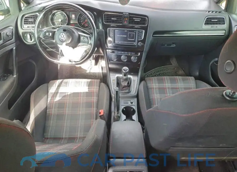 3VW5T7AU5GM062733# 8