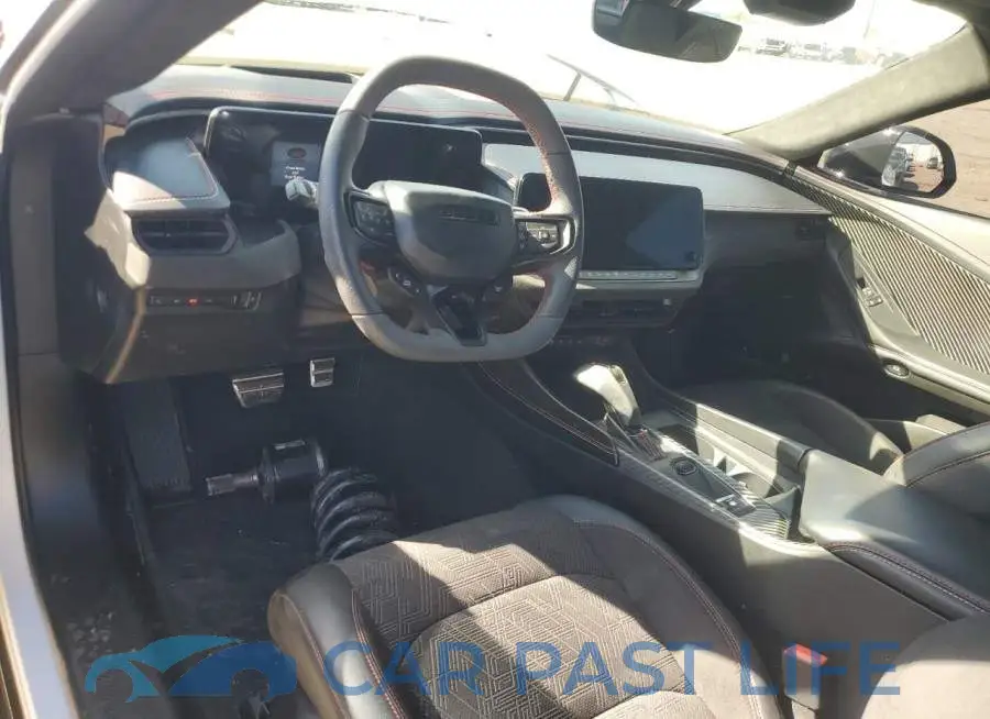 2C3CDBDK8RR200785# 8