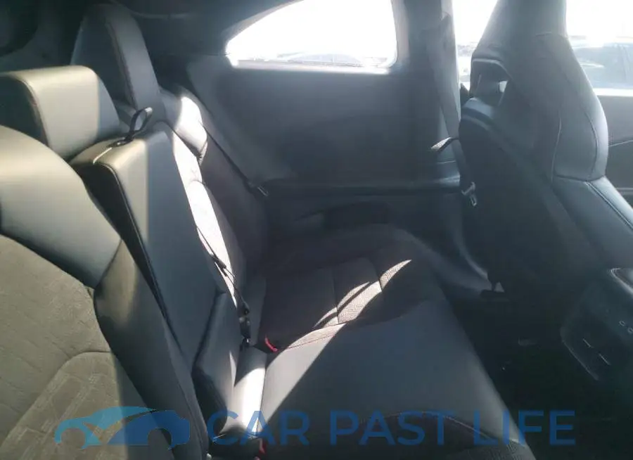 2C3CDBDK8RR200785# 10