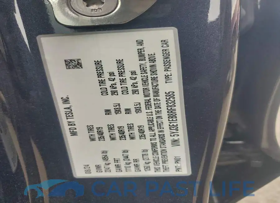 5YJ3E1EB8RF832585# 12