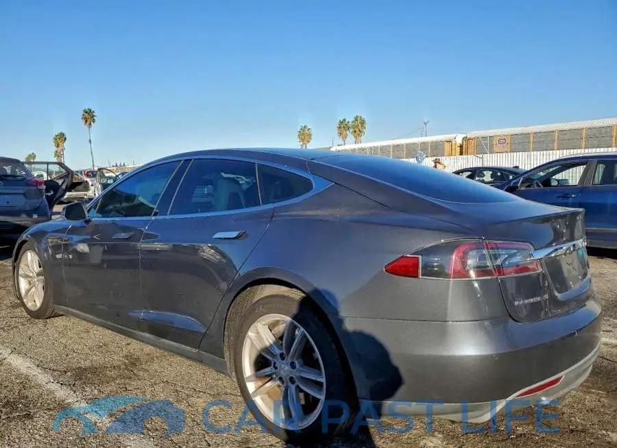5YJSA1E20GF125744# 2