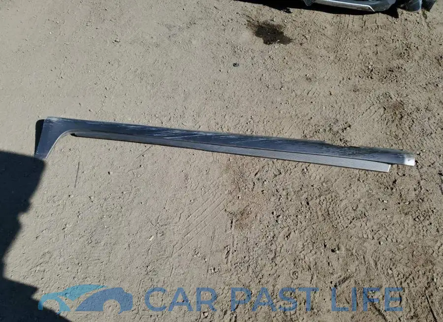 2C4RC1L74JR124843# 13