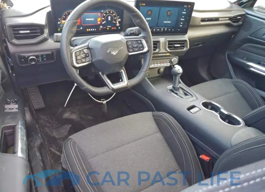 1FA6P8TH4S5126699# 8