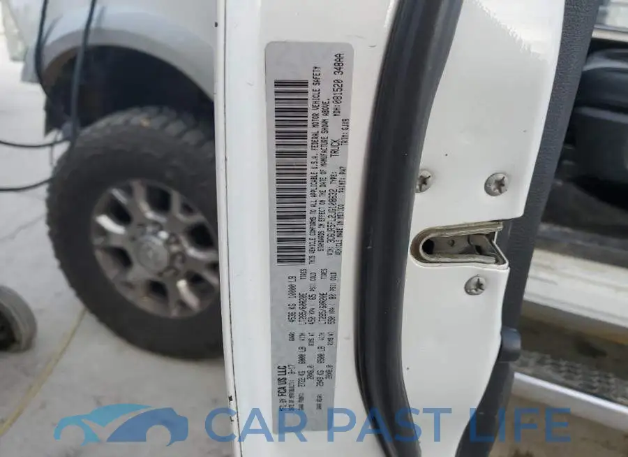 3C6UR5FL2JG108632# 12