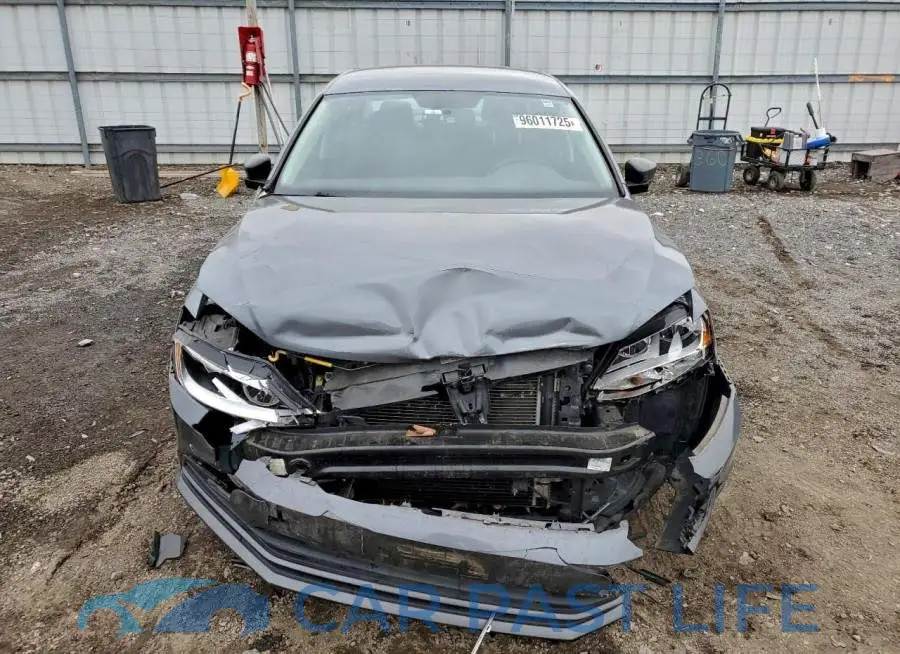 3VW267AJ9GM393184# 5