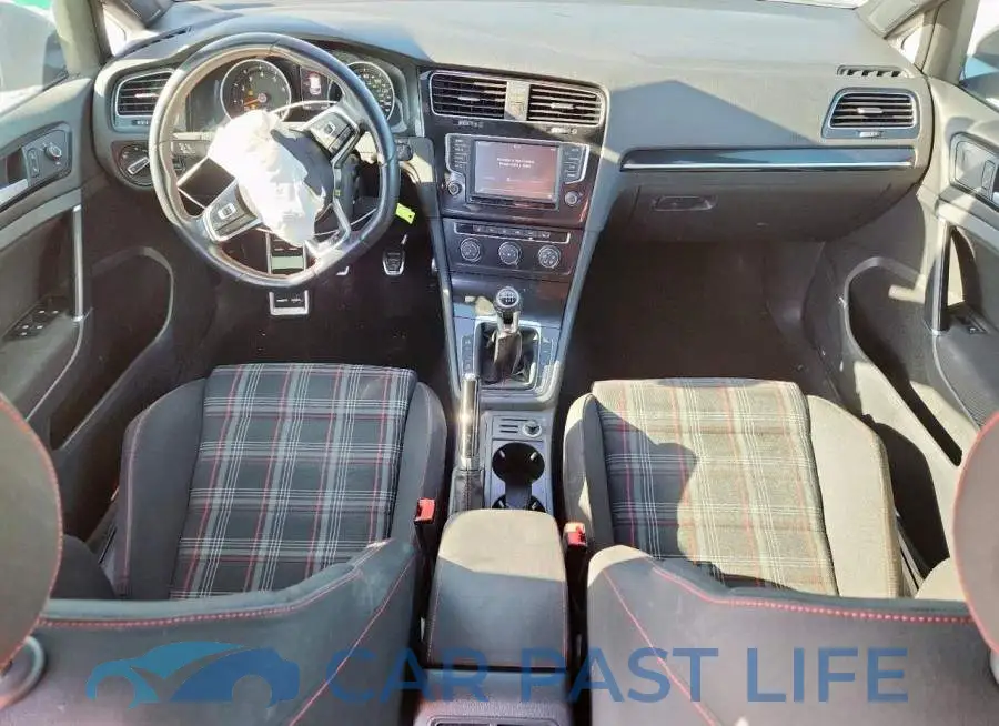 3VW5T7AU1GM051535# 8