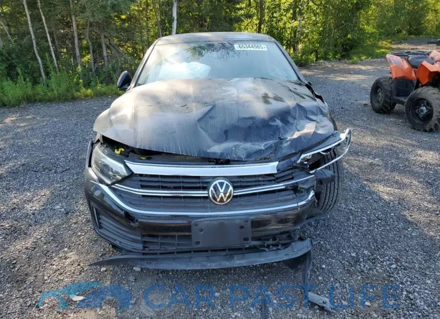 3VWGM7BUXNM012704# 5