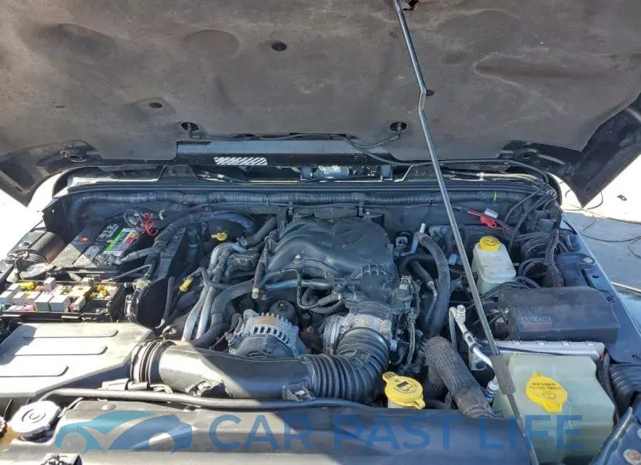 1C4BJWDG6GL172557# 11