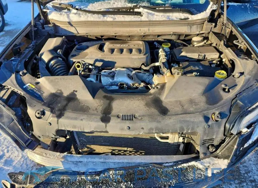 1C4PJMDN0KD320195# 12