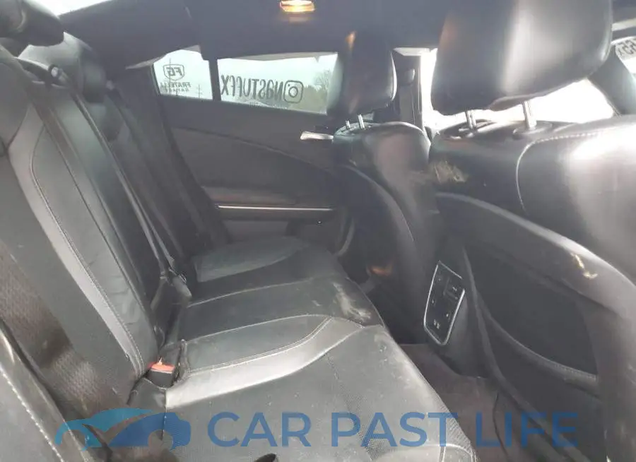 2C3CDXCT4HH575875# 10