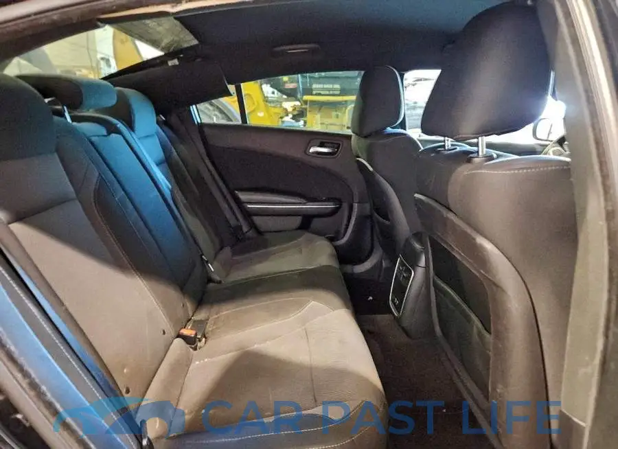 2C3CDXCT5GH257990# 10