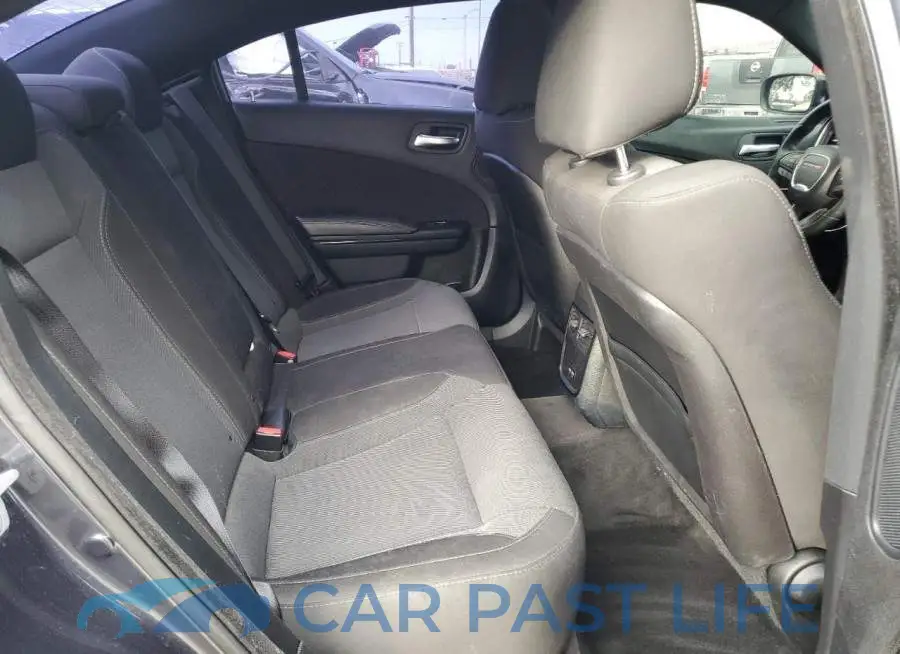 2C3CDXHG7GH136700# 10
