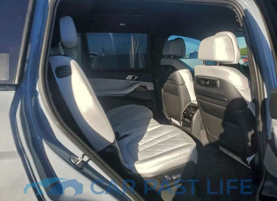 5UX23EM05R9V32942# 11