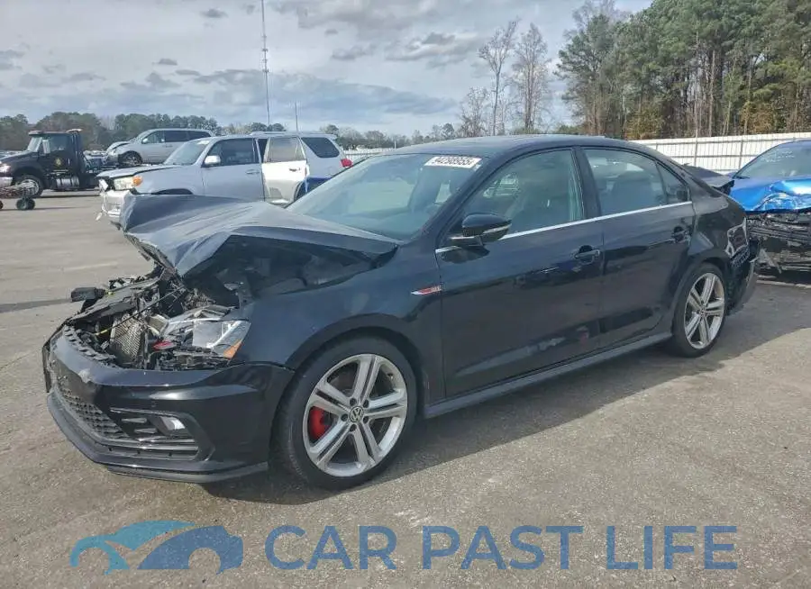 3VW4S7AJXGM412443# 1