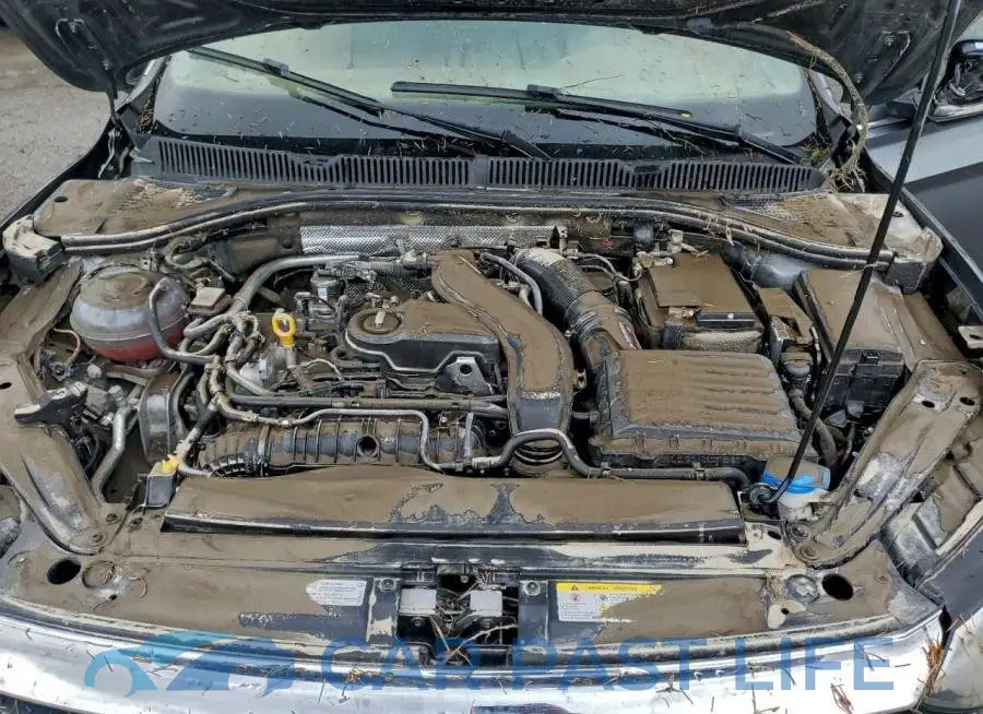 3VWGM7BUXNM032225# 11